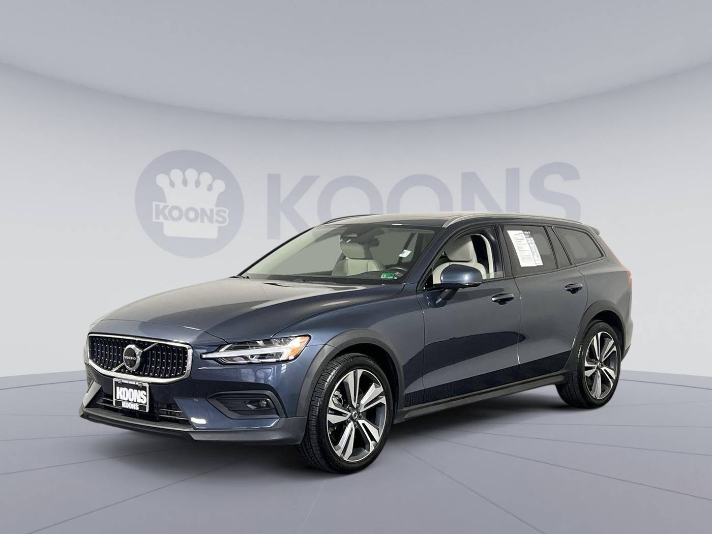 2024 Volvo V60 Cross Country Plus — Wagon — 15,580 mi — Vienna, VA