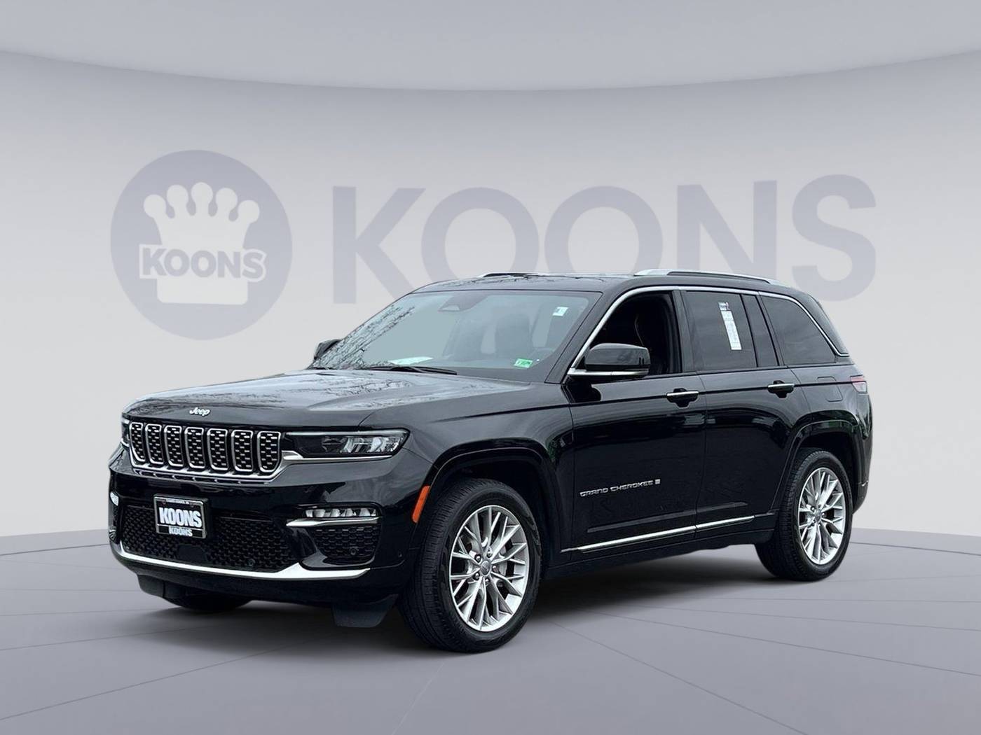 2023 Jeep Grand Cherokee Summit — SUV — 43,550 mi — Vienna, VA