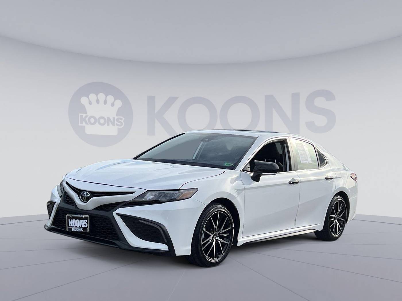 2024 Toyota Camry SE — Sedan — 28,583 mi — Vienna, VA