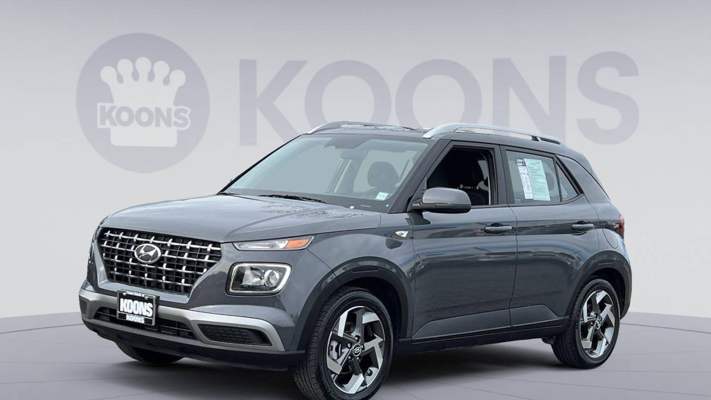 2023 Hyundai Venue SEL — SUV — 15,763 mi — Vienna, VA