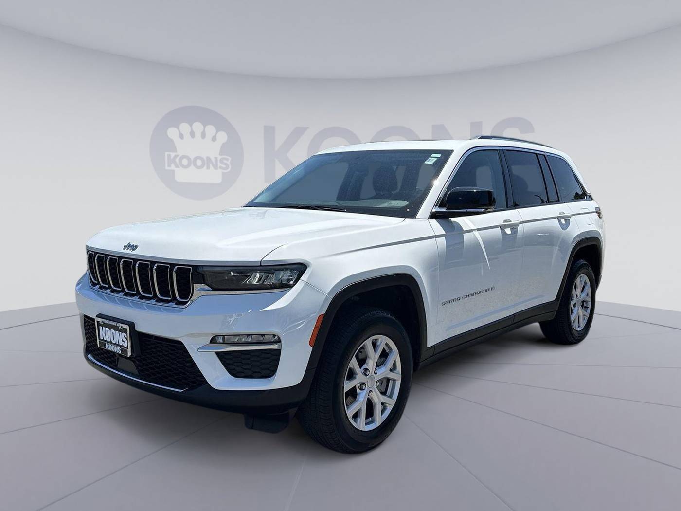 2022 Jeep Grand Cherokee Limited — SUV — 28,296 mi — Vienna, VA