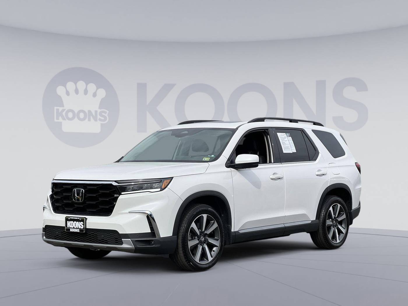 2023 Honda Pilot Touring — SUV — 9,161 mi — Vienna, VA