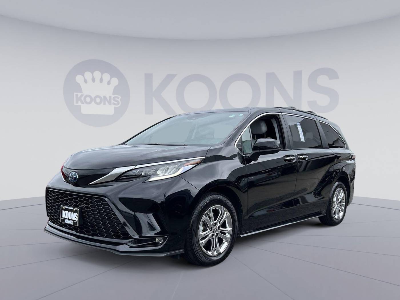 2022 Toyota Sienna XSE — Minivan — 46,904 mi — Vienna, VA
