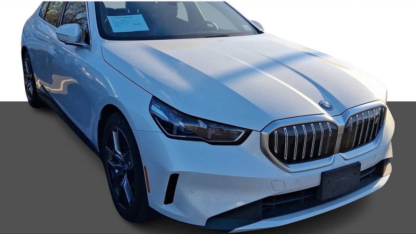 2024 BMW i5 eDrive40 — Sedan — 9,735 mi — Edison, NJ