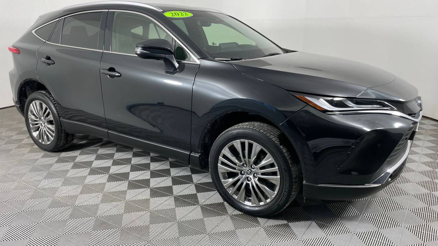2022 Toyota Venza XLE — SUV — 15,725 mi — North Dartmouth, MA