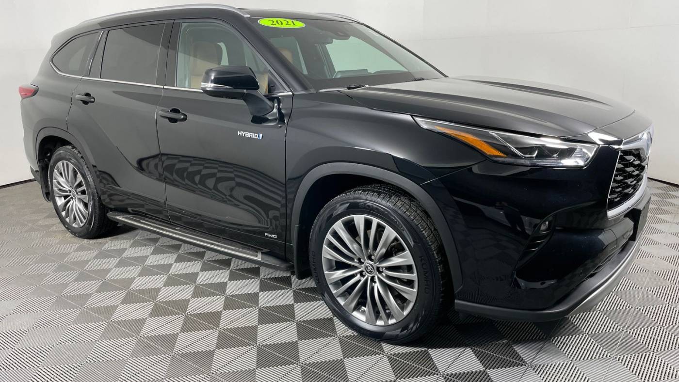 2021 Toyota Highlander Hybrid Platinum — SUV — 54,652 mi — North Dartmouth, MA