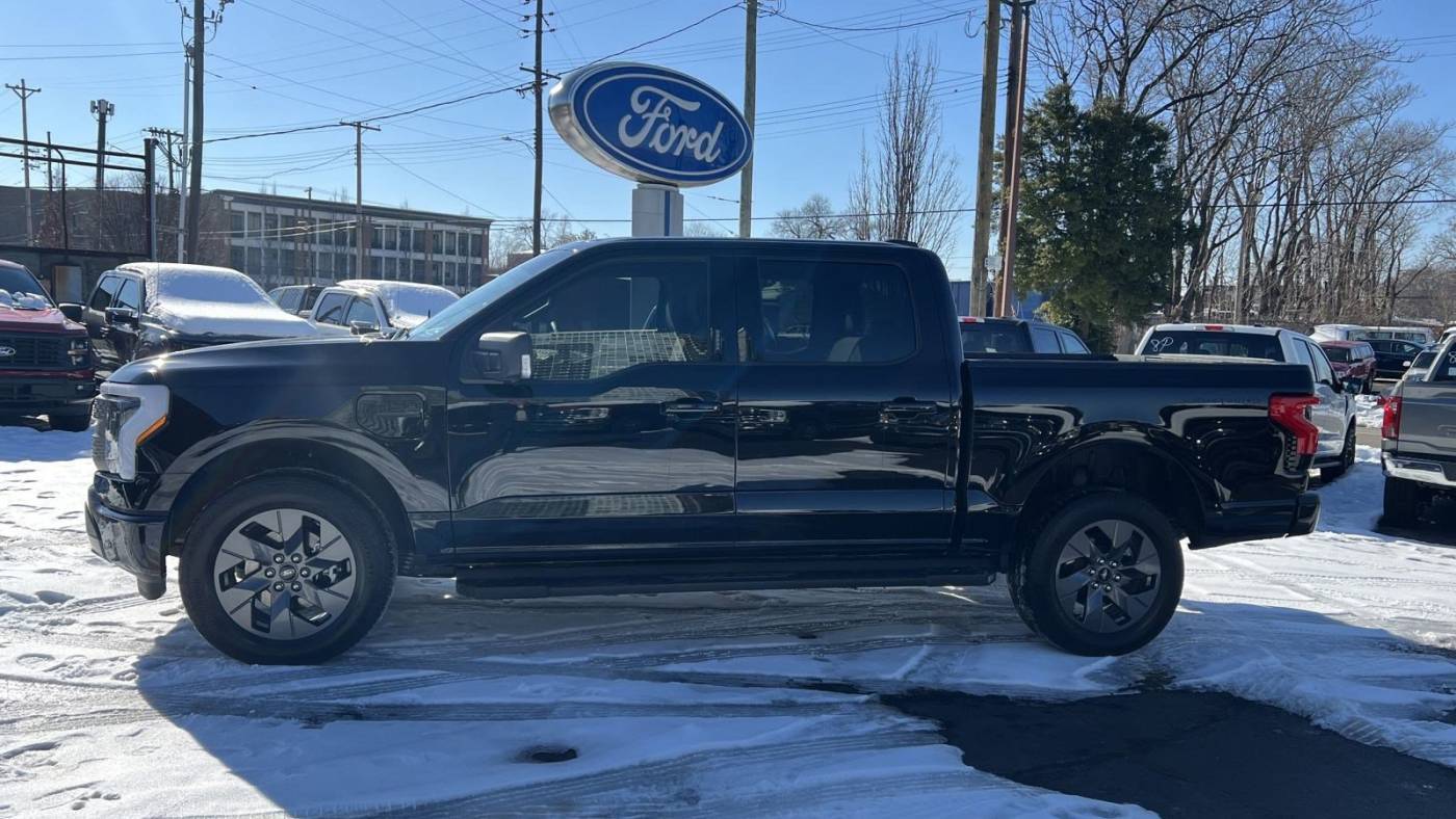 2023 Ford F-150 Lightning XLT — Pickup Truck — 16,411 mi — Louisville, KY
