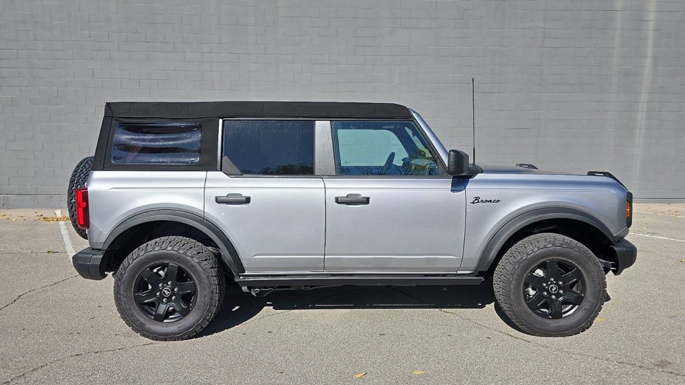 2024 Ford Bronco Black Diamond — SUV — 3,338 mi — Louisville, KY