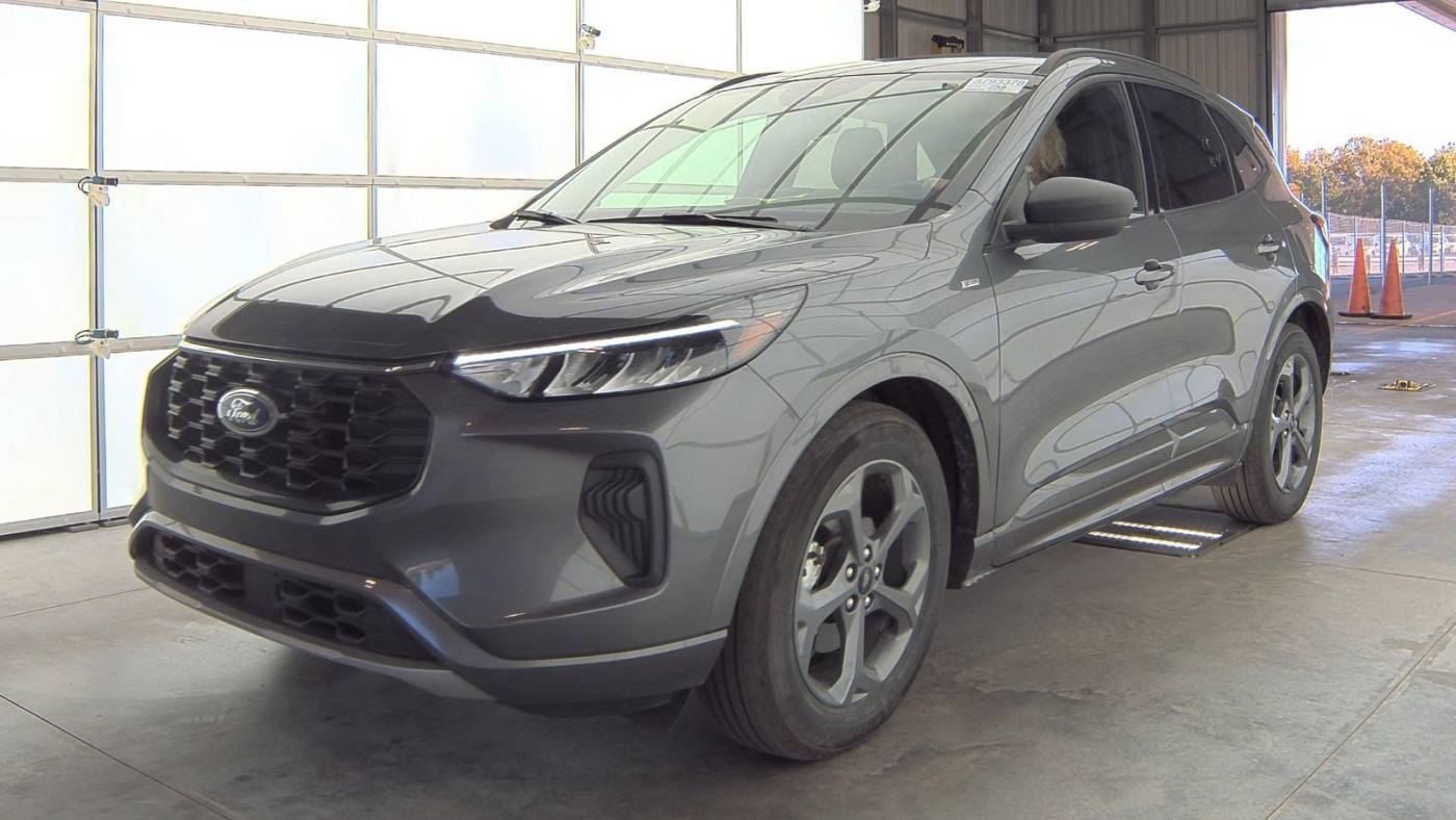 2023 Ford Escape ST-Line — SUV — 28,614 mi — Louisville, KY
