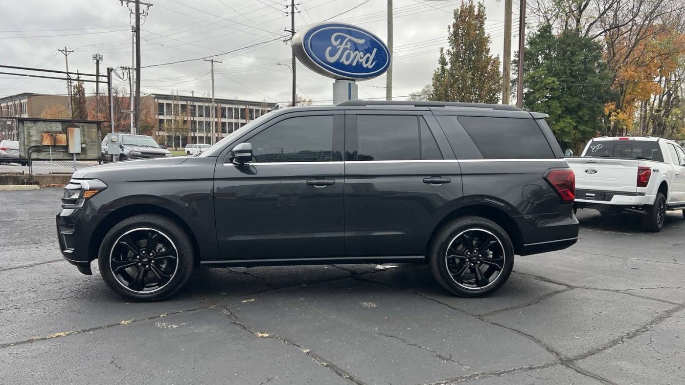 2023 Ford Expedition Limited — SUV — 28,452 mi — Louisville, KY