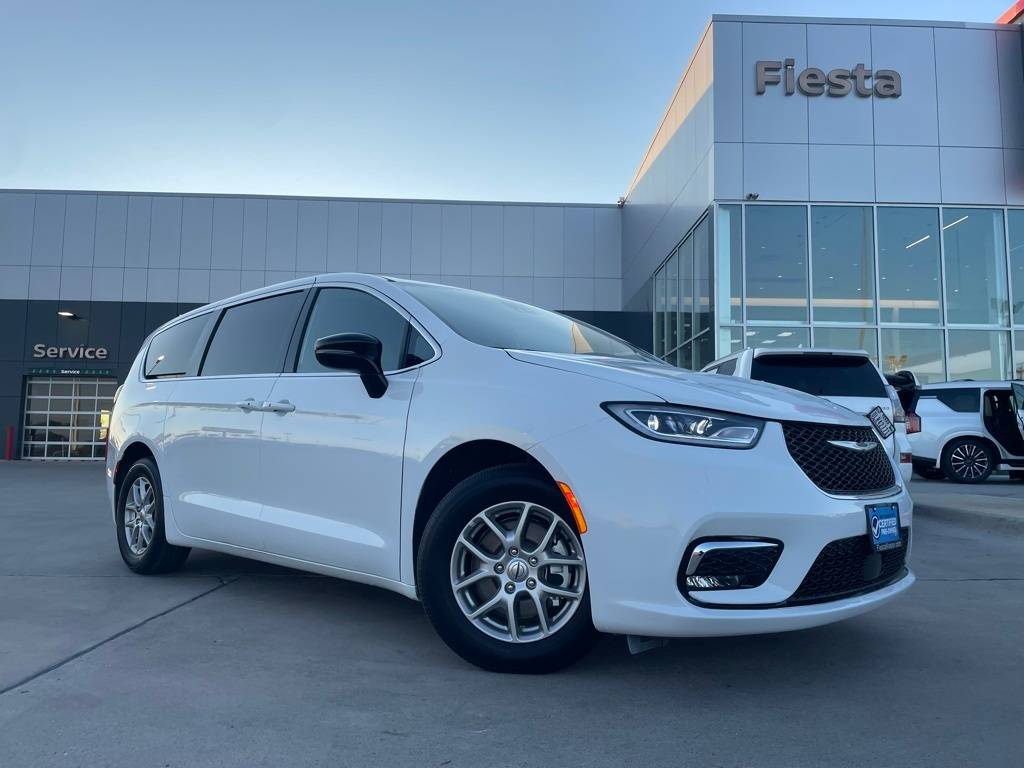 2025 Chrysler Pacifica Select — Minivan — 19,433 mi — Edinburg, TX