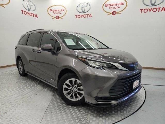 2021 Toyota Sienna LE — Minivan — 63,420 mi — Brownsville, TX