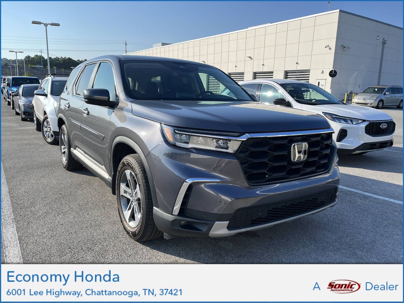 2024 Honda Pilot EX-L 8 Passenger — SUV — 26,470 mi — Chattanooga, TN