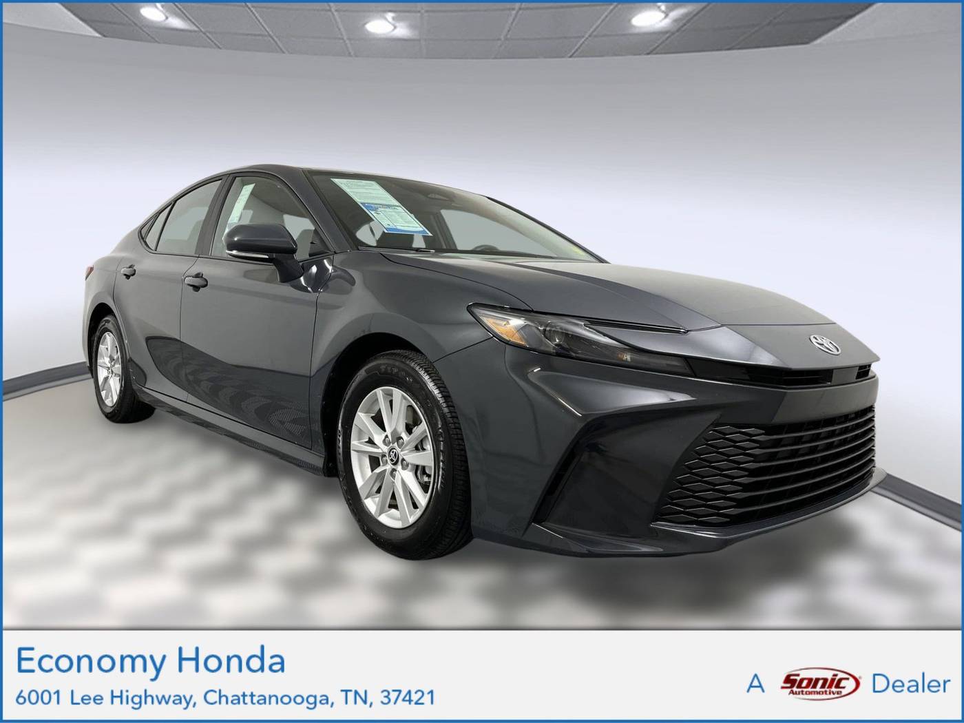 2025 Toyota Camry Hybrid LE — Sedan — 25,348 mi — Chattanooga, TN