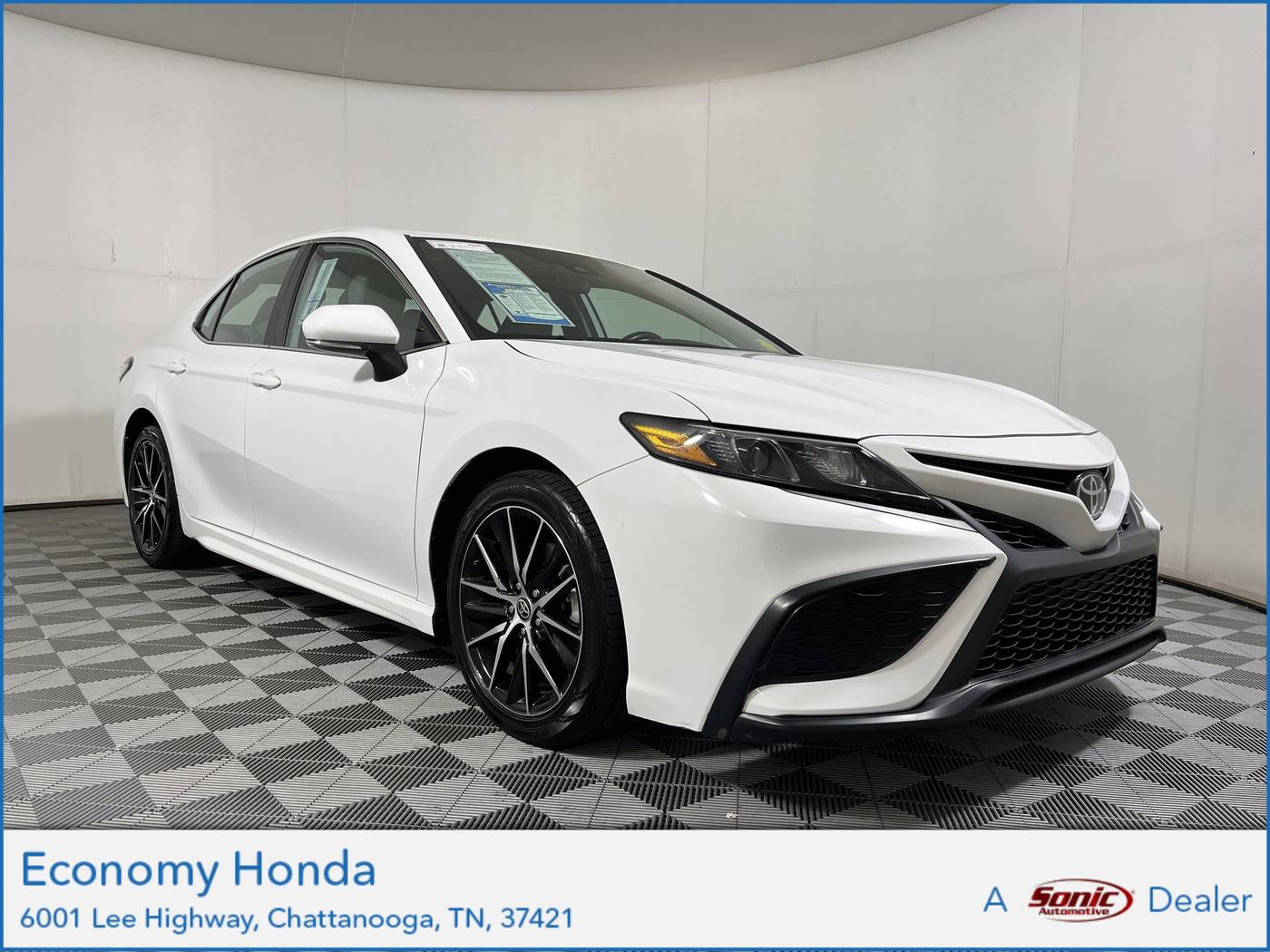 2022 Toyota Camry SE — Sedan — 60,339 mi — Chattanooga, TN