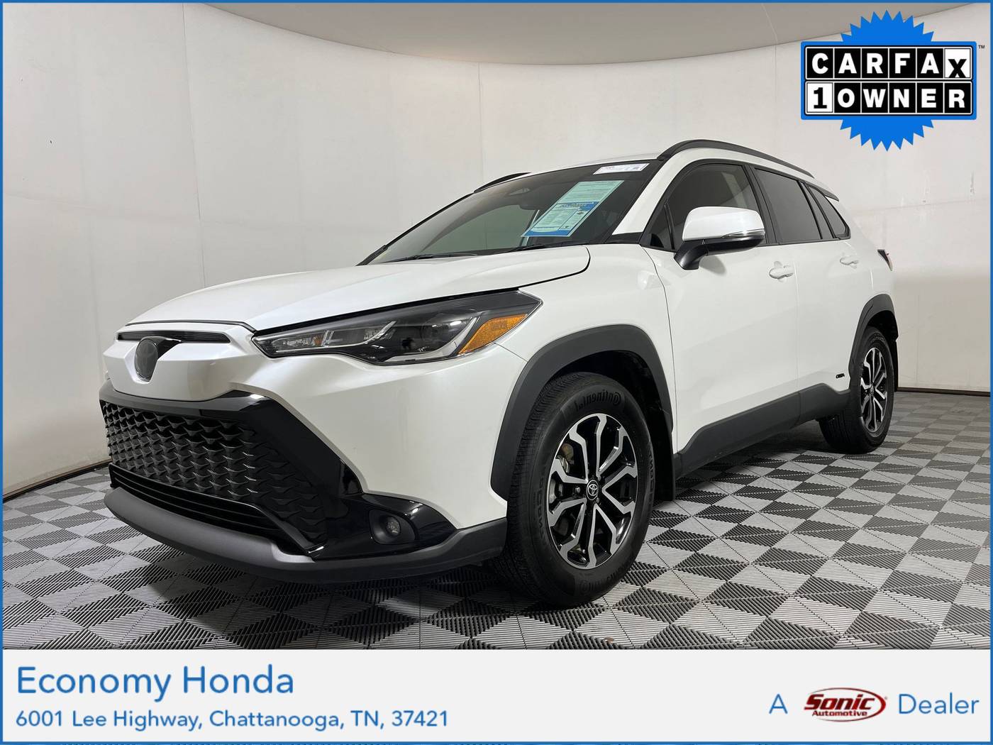 2024 Toyota Corolla Cross Hybrid SE — SUV — 21,099 mi — Chattanooga, TN