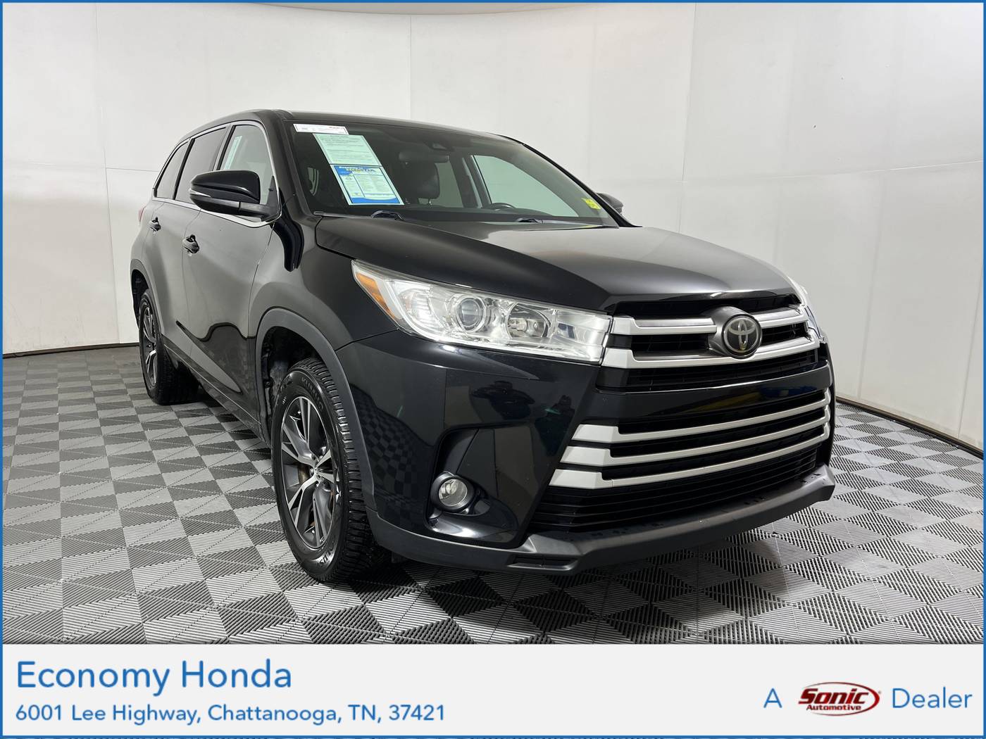 2017 Toyota Highlander LE V6 — SUV — 150,463 mi — Chattanooga, TN