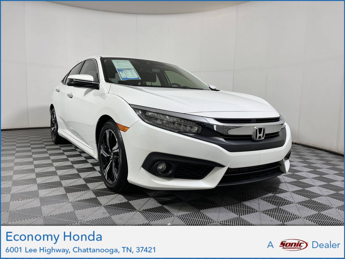 2018 Honda Civic Touring — Sedan — 51,366 mi — Chattanooga, TN