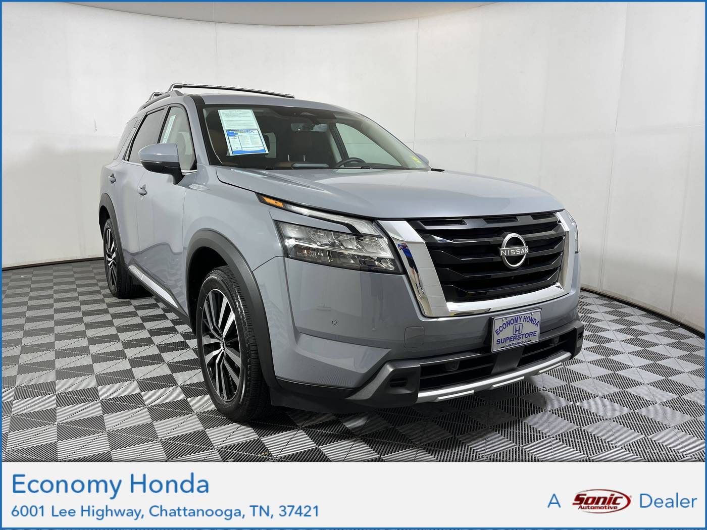 2023 Nissan Pathfinder Platinum — SUV — 24,774 mi — Chattanooga, TN