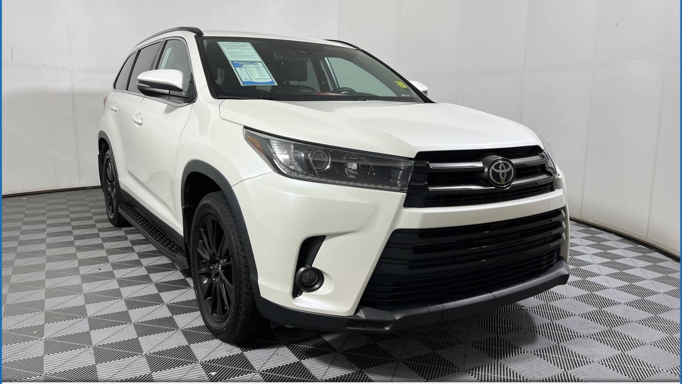 2019 Toyota Highlander SE