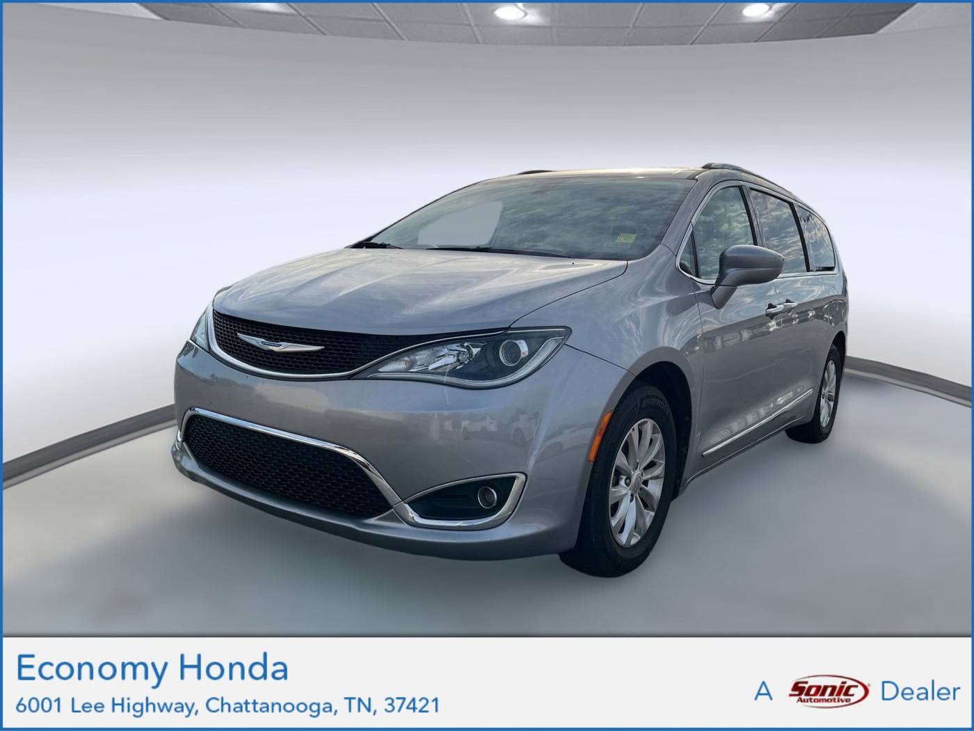 2018 Chrysler Pacifica Touring L — Minivan — 117,898 mi — Chattanooga, TN