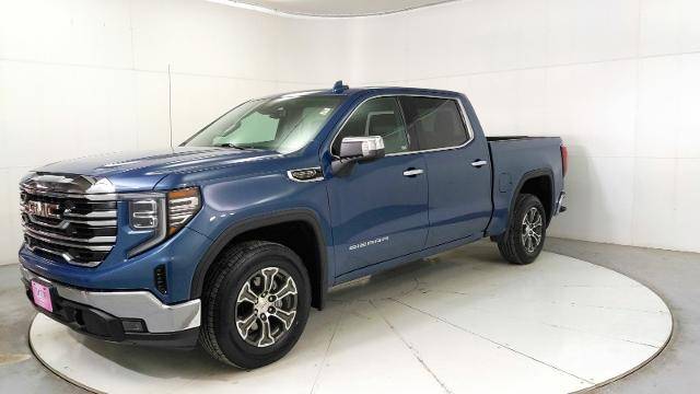 2024 GMC Sierra 1500 SLT — Pickup Truck — 50,739 mi — El Paso, TX