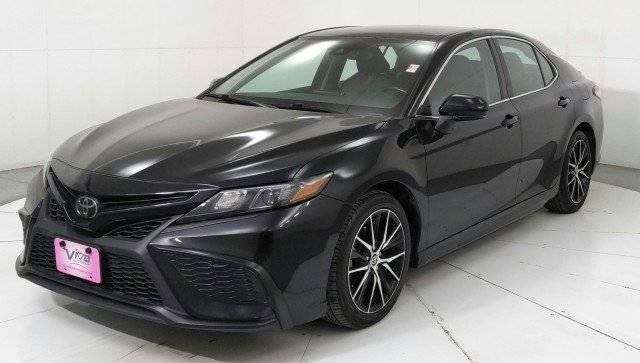 2022 Toyota Camry SE — Sedan — 60,500 mi — El Paso, TX