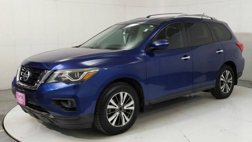 2017 Nissan Pathfinder SV — SUV — 64,704 mi — El Paso, TX
