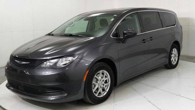 2023 Chrysler Voyager LX — Minivan — 75,764 mi — El Paso, TX