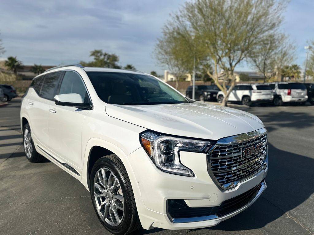 2023 GMC Terrain Denali — SUV — 19,600 mi — El Paso, TX