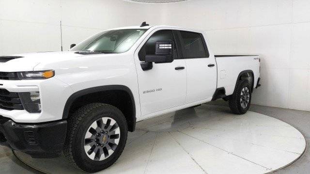2024 Chevrolet Silverado 2500HD Custom — Pickup Truck — 16,035 mi — El Paso, TX