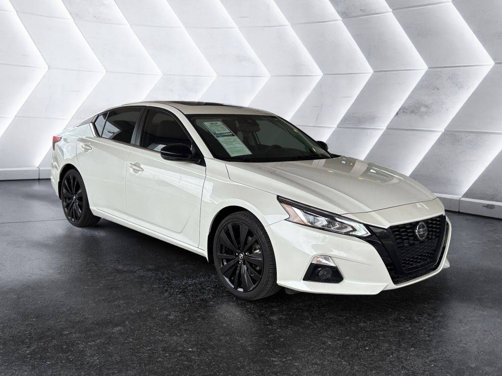 2022 Nissan Altima SR — Sedan — 17,429 mi — El Paso, TX