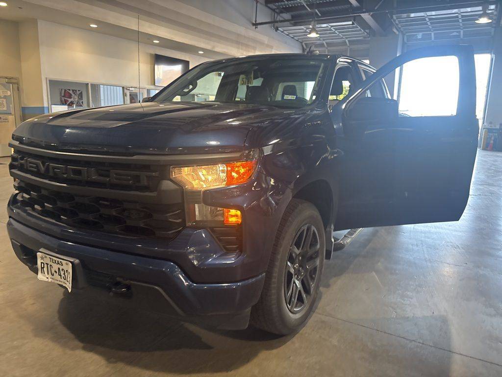 2022 Chevrolet Silverado 1500 Custom — Pickup Truck — 48,581 mi — El Paso, TX
