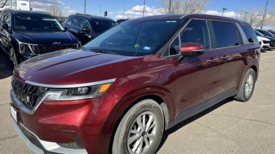 2024 Kia Carnival LXS — Minivan — 27,968 mi — El Paso, TX