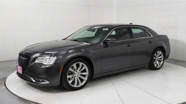 2019 Chrysler 300 Touring L — Sedan — 68,928 mi — El Paso, TX