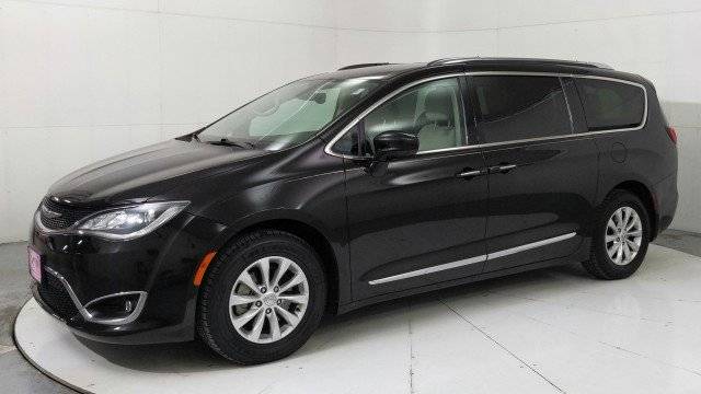 2018 Chrysler Pacifica Touring L Plus — Minivan — 92,048 mi — El Paso, TX