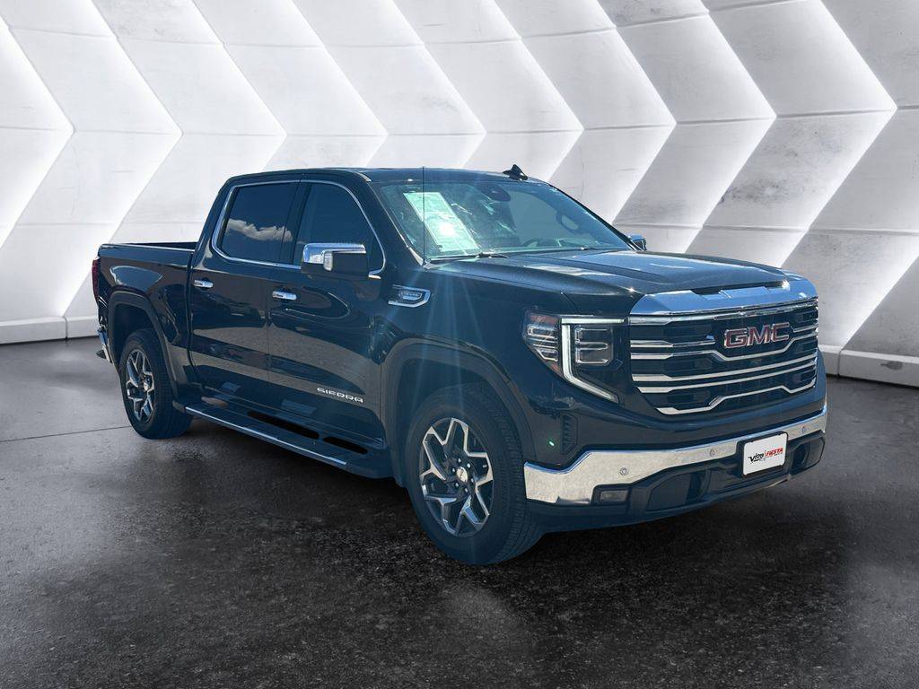 2024 GMC Sierra 1500 SLT — Pickup Truck — 29,100 mi — El Paso, TX