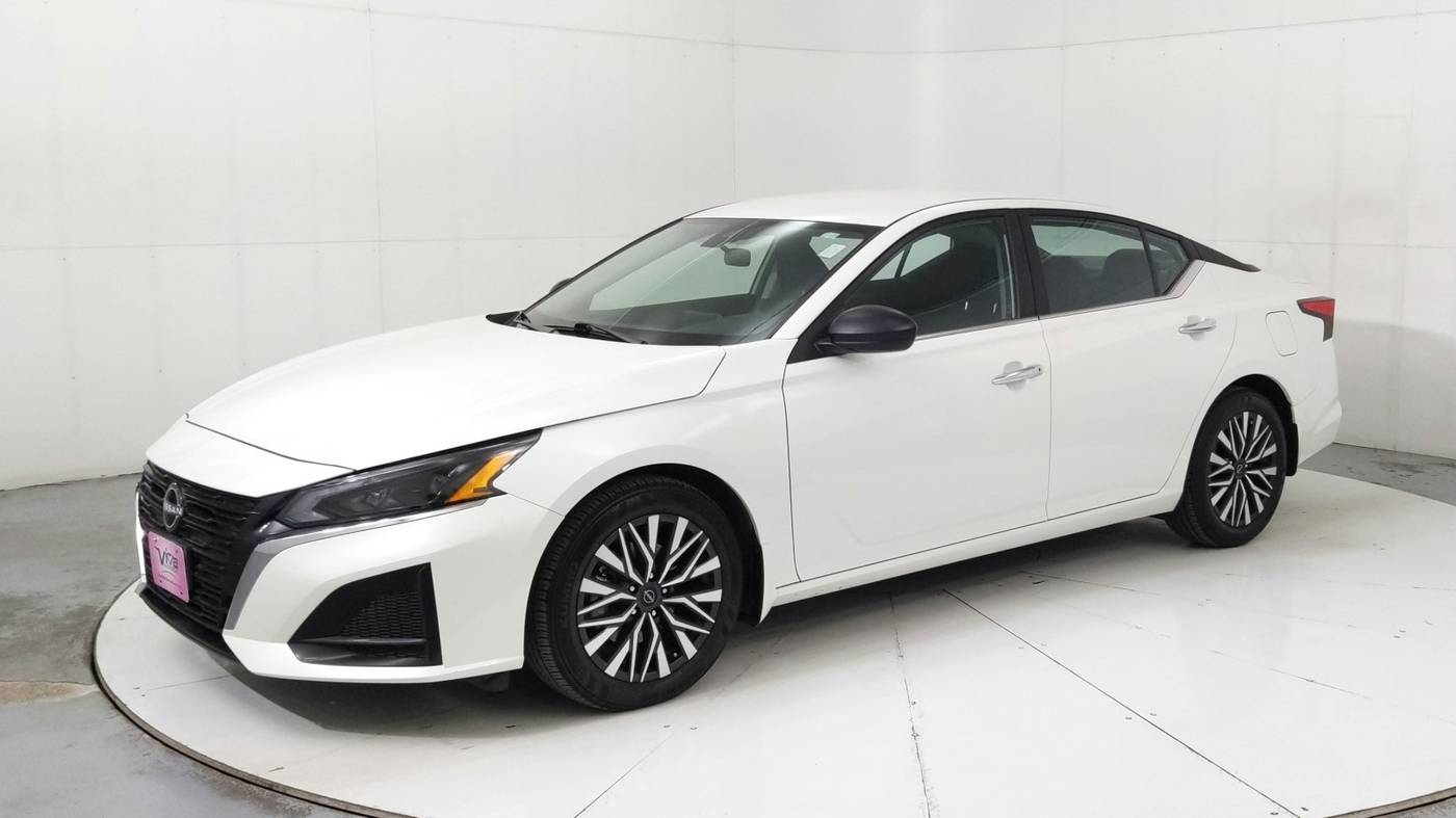 2024 Nissan Altima SV — Sedan — 16,504 mi — El Paso, TX