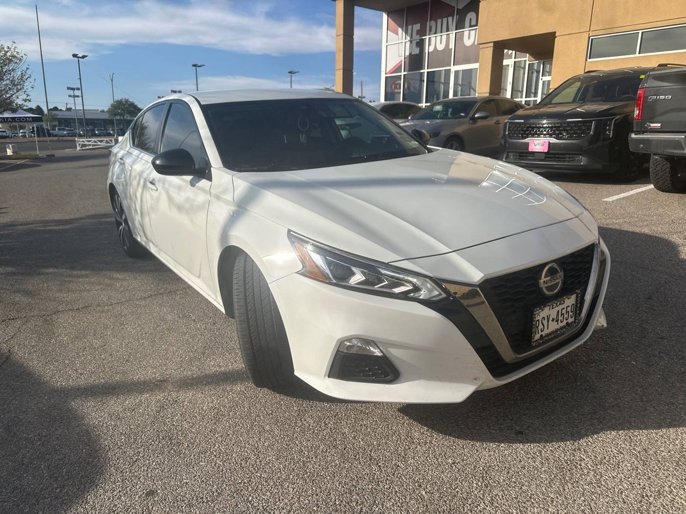 2022 Nissan Altima SR — Sedan — 48,303 mi — El Paso, TX