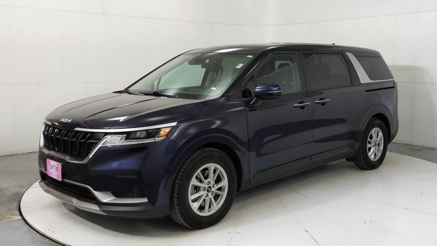 2024 Kia Carnival LXS — Minivan — 48,940 mi — El Paso, TX