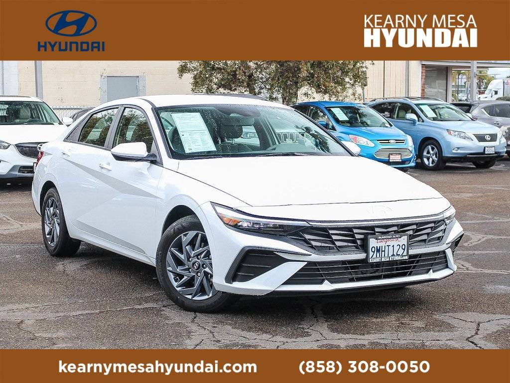 2024 Hyundai Elantra Hybrid Blue — Sedan — 11,253 mi — San Diego, CA