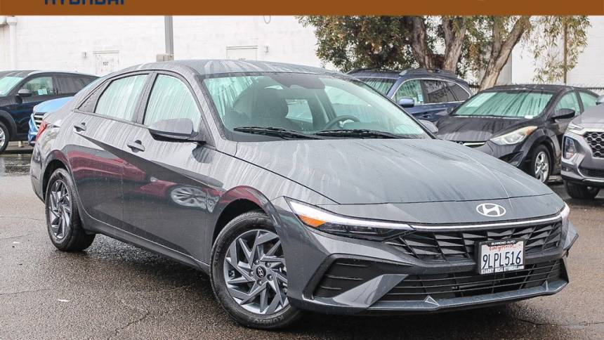 2024 Hyundai Elantra SEL — Sedan — 3,600 mi — San Diego, CA