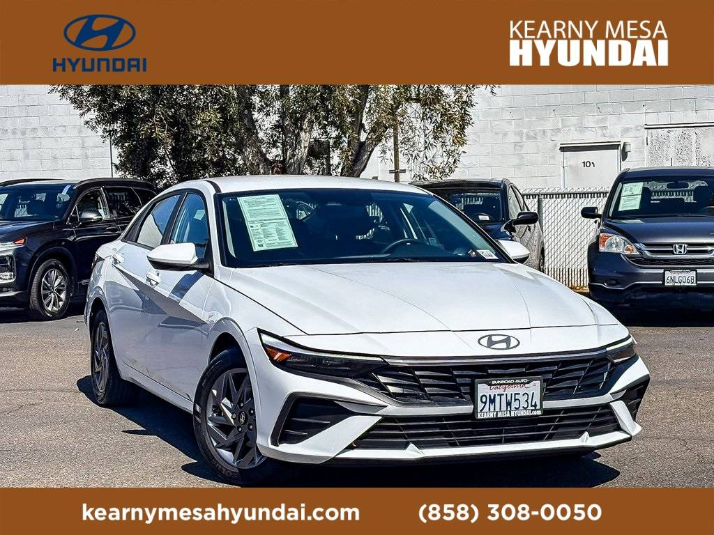 2024 Hyundai Elantra Hybrid Blue — Sedan — 9,554 mi — San Diego, CA