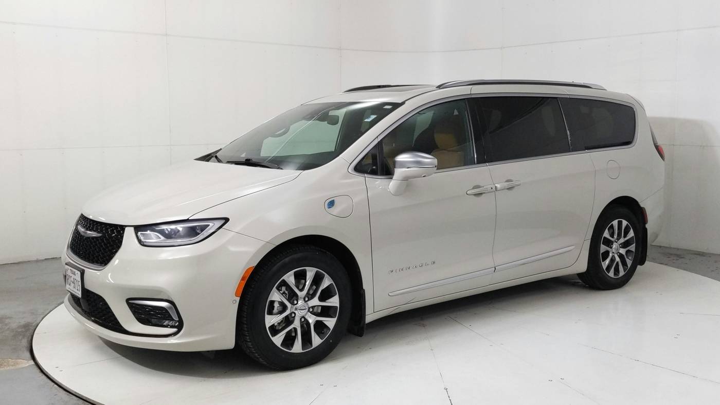 2021 Chrysler Pacifica Hybrid Pinnacle — Minivan — 38,631 mi — El Paso, TX