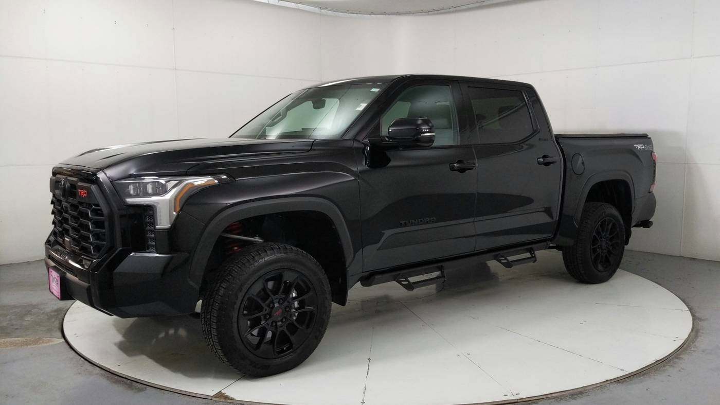 2024 Toyota Tundra Limited — Pickup Truck — 11,939 mi — El Paso, TX