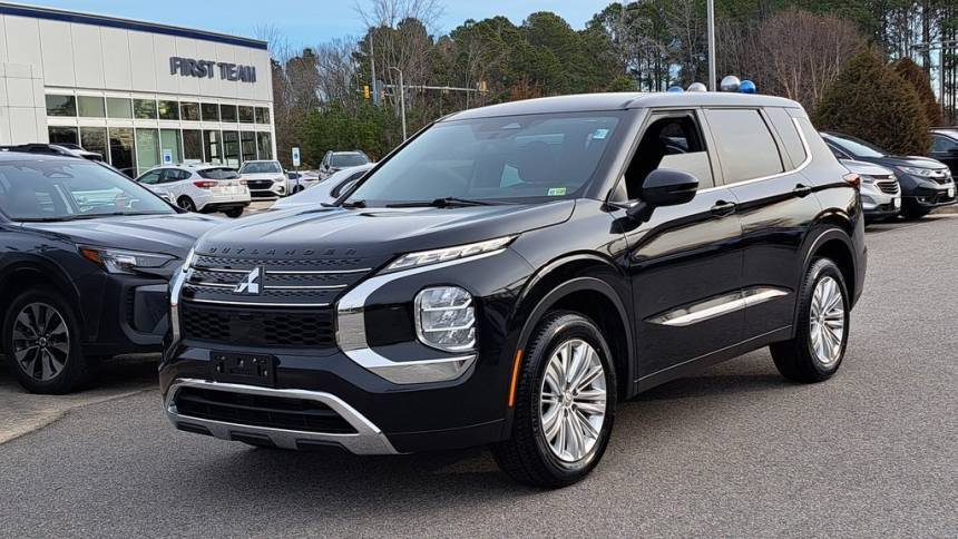 2023 Mitsubishi Outlander ES — SUV — 37,140 mi — Suffolk, VA