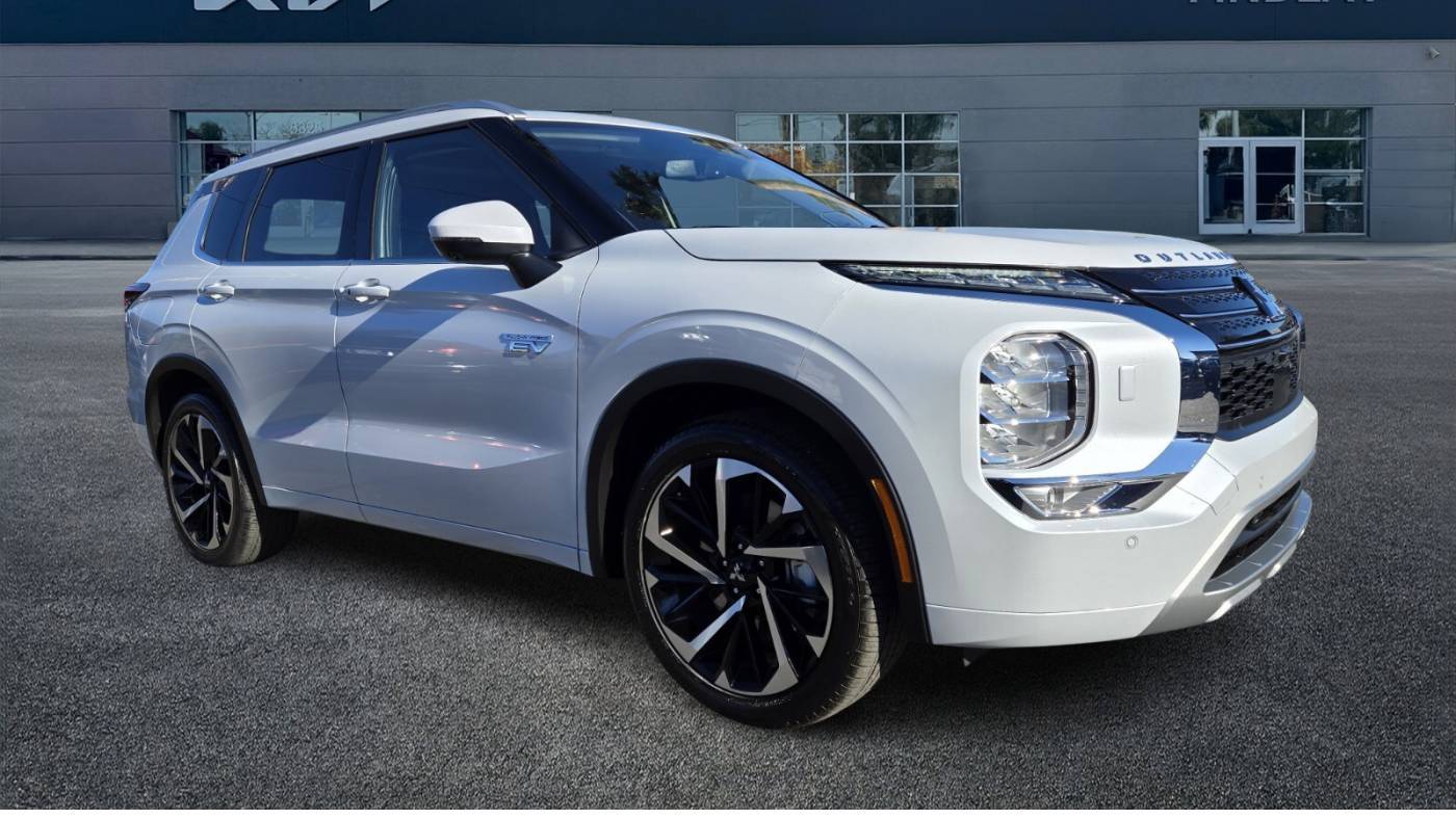2024 Mitsubishi Outlander Plug-In Hybrid SEL — SUV — 9,586 mi — Las Vegas, NV
