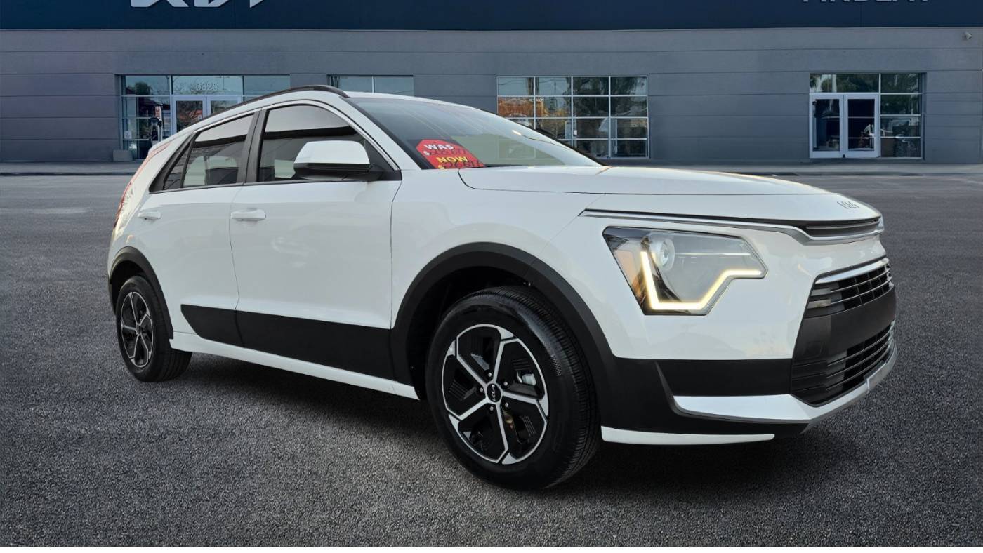 2024 Kia Niro Hybrid LX — SUV — 11,434 mi — Las Vegas, NV