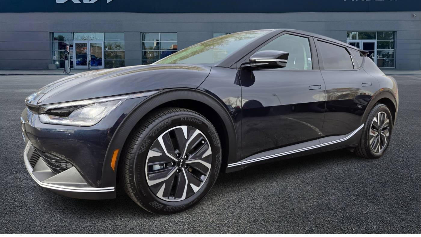 2023 Kia EV6 Light