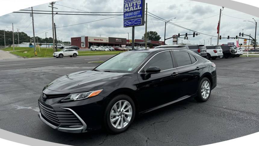 2023 Toyota Camry LE — Sedan — 17,376 mi — Cullman, AL